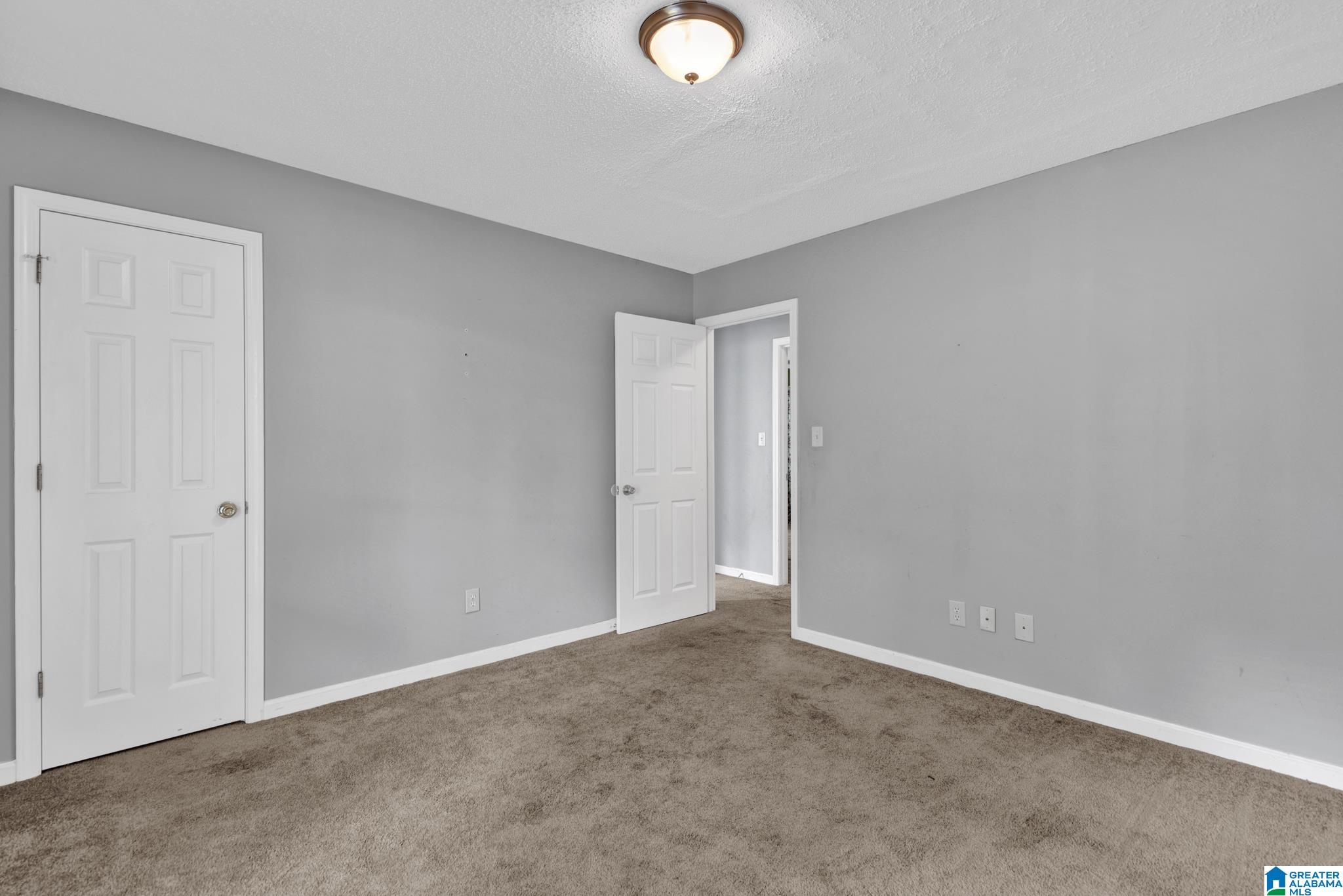 749 GABLE DRIVE