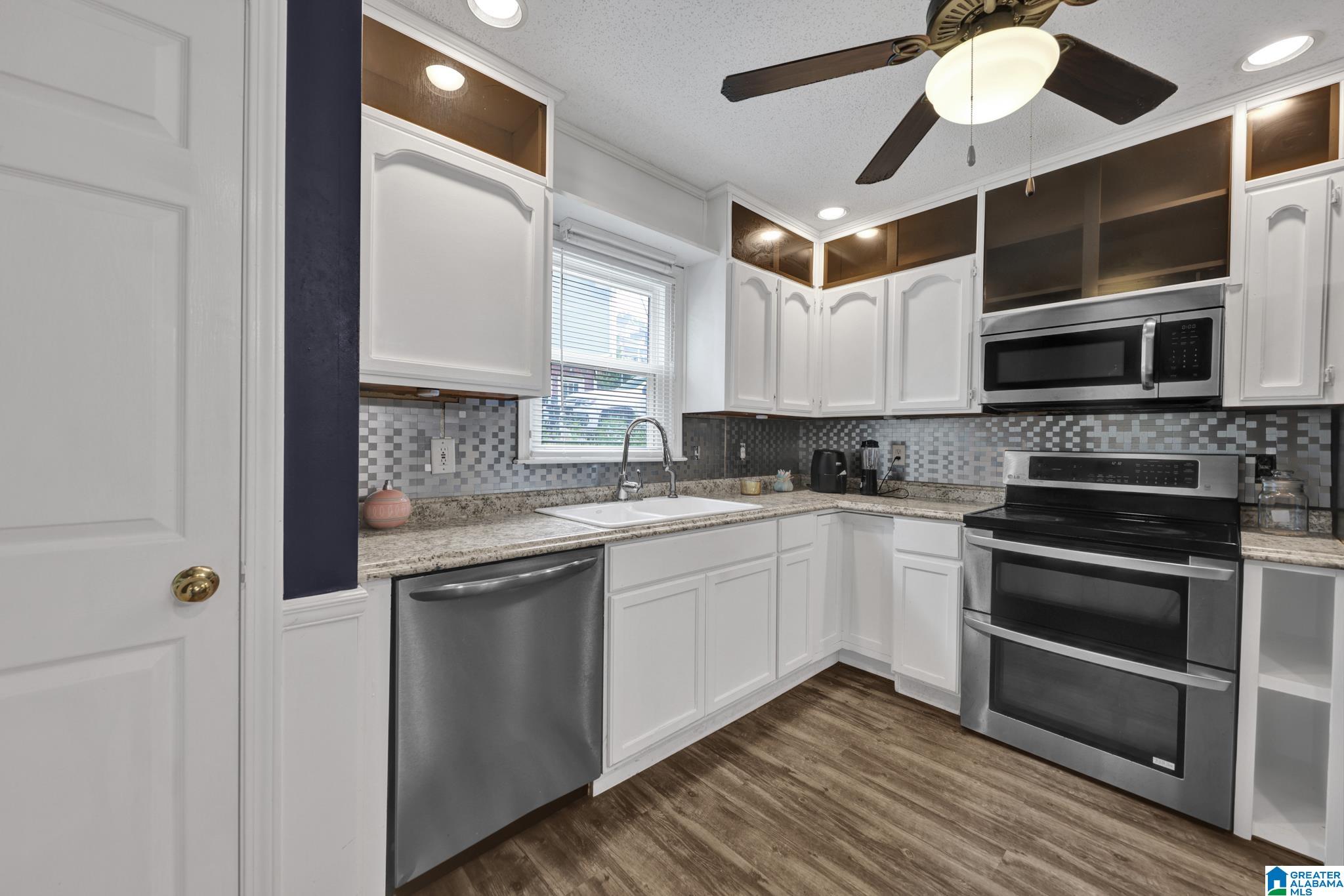 749 GABLE DRIVE