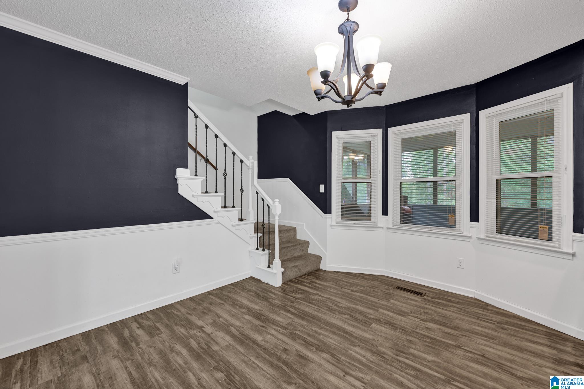 749 GABLE DRIVE