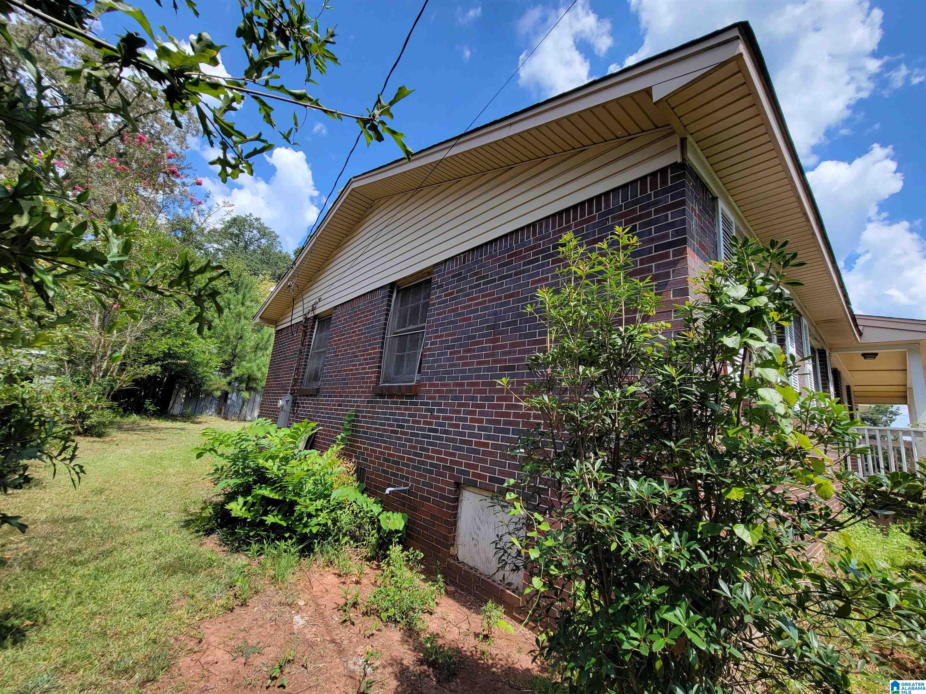 3366 CRESCENT DRIVE