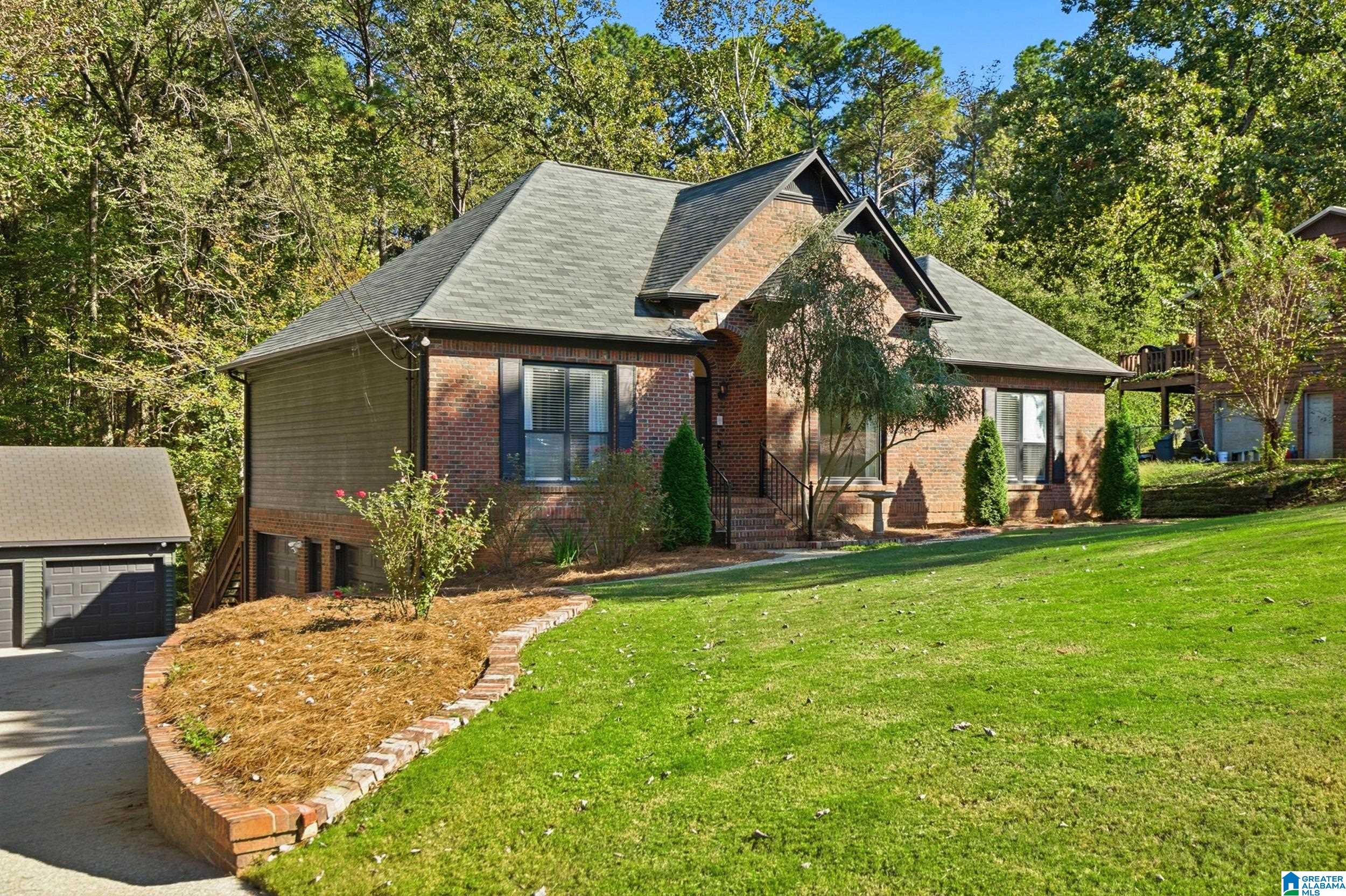 6861 OAK LEAF LANE