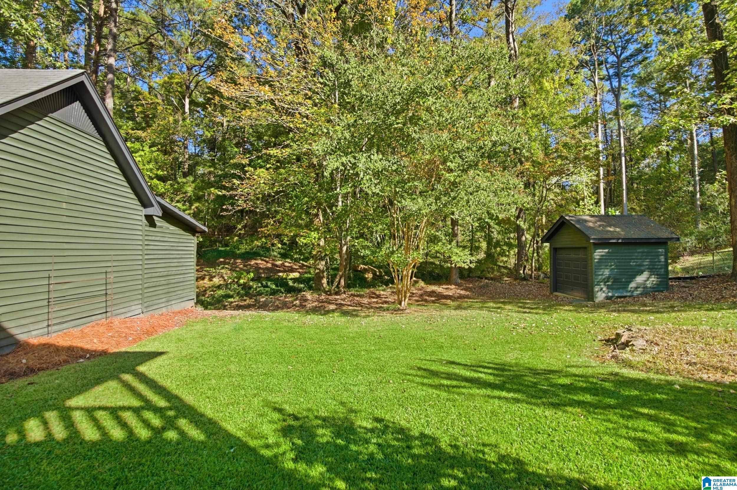 6861 OAK LEAF LANE