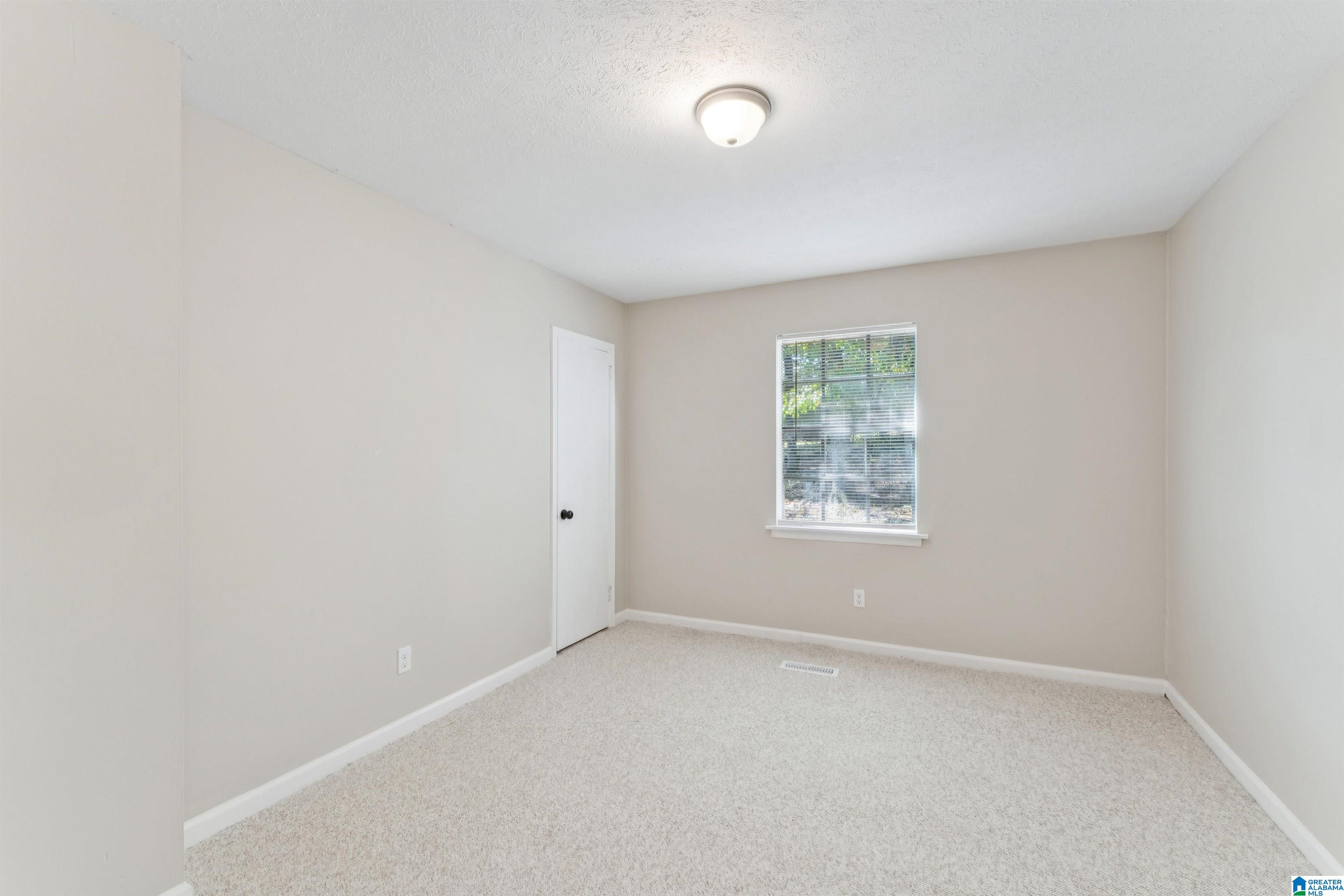 4018 SAINT JOHN WAY NW