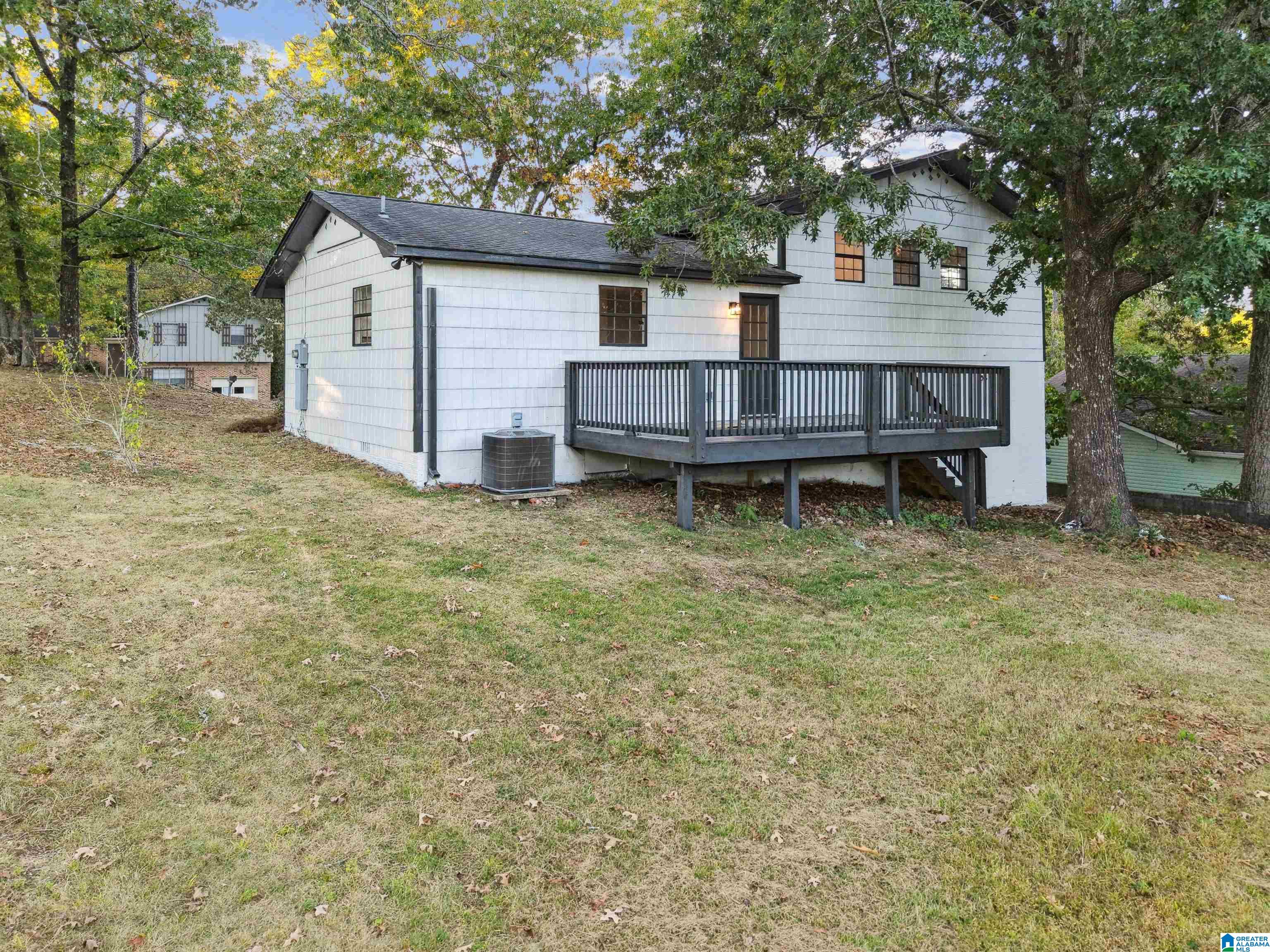 2617 NE 6TH STREET