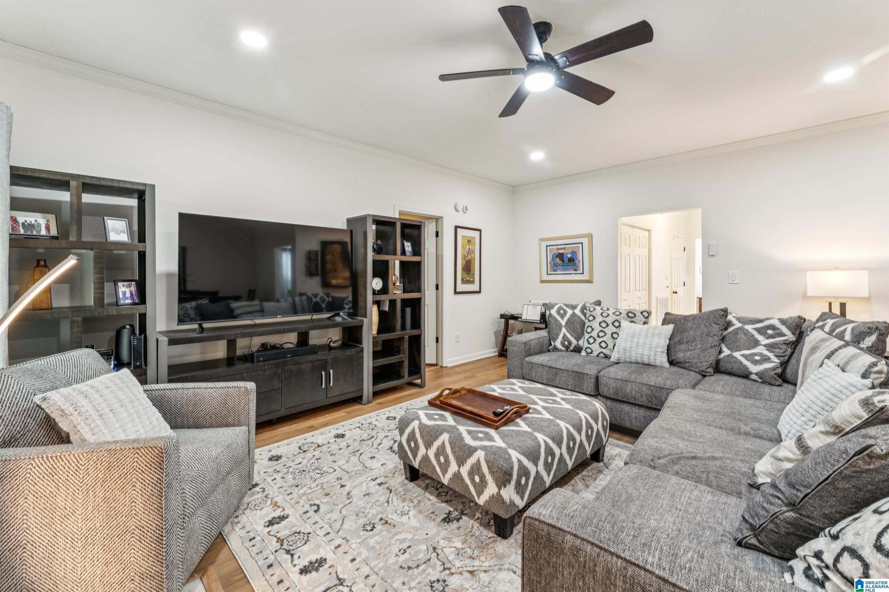 1113 HALE CIRCLE