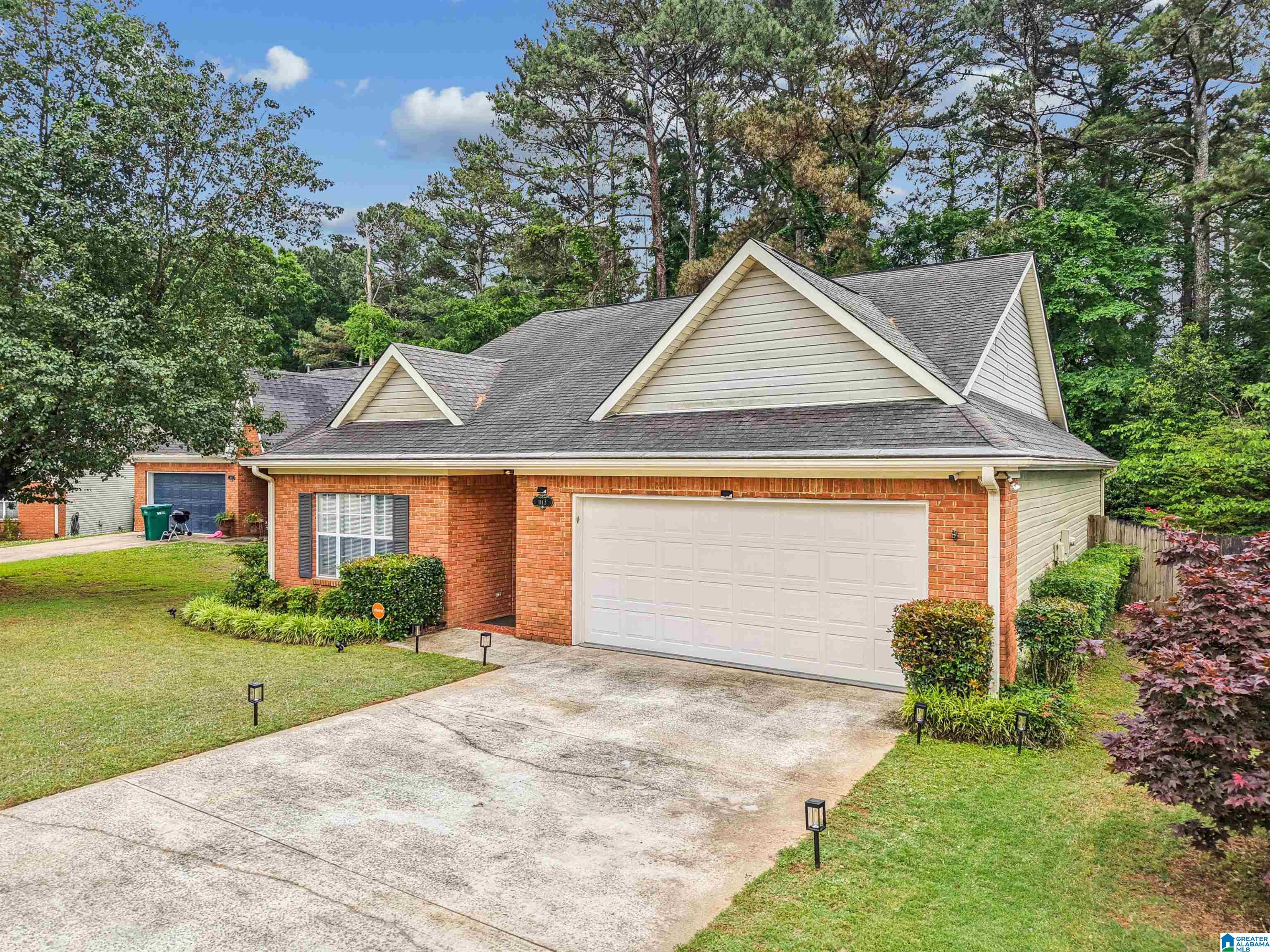 1113 HALE CIRCLE