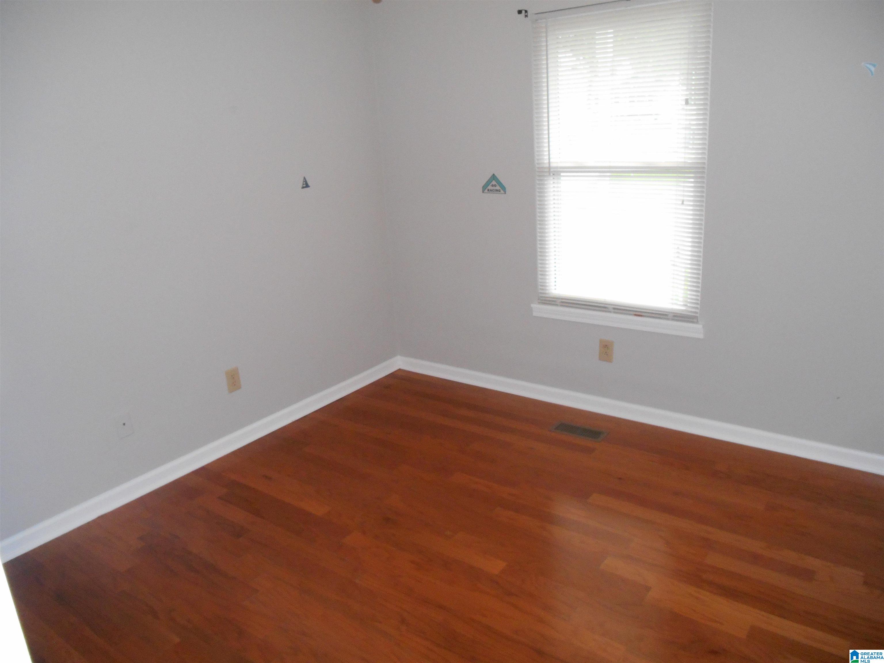 5277 BRIARWOOD CIRCLE
