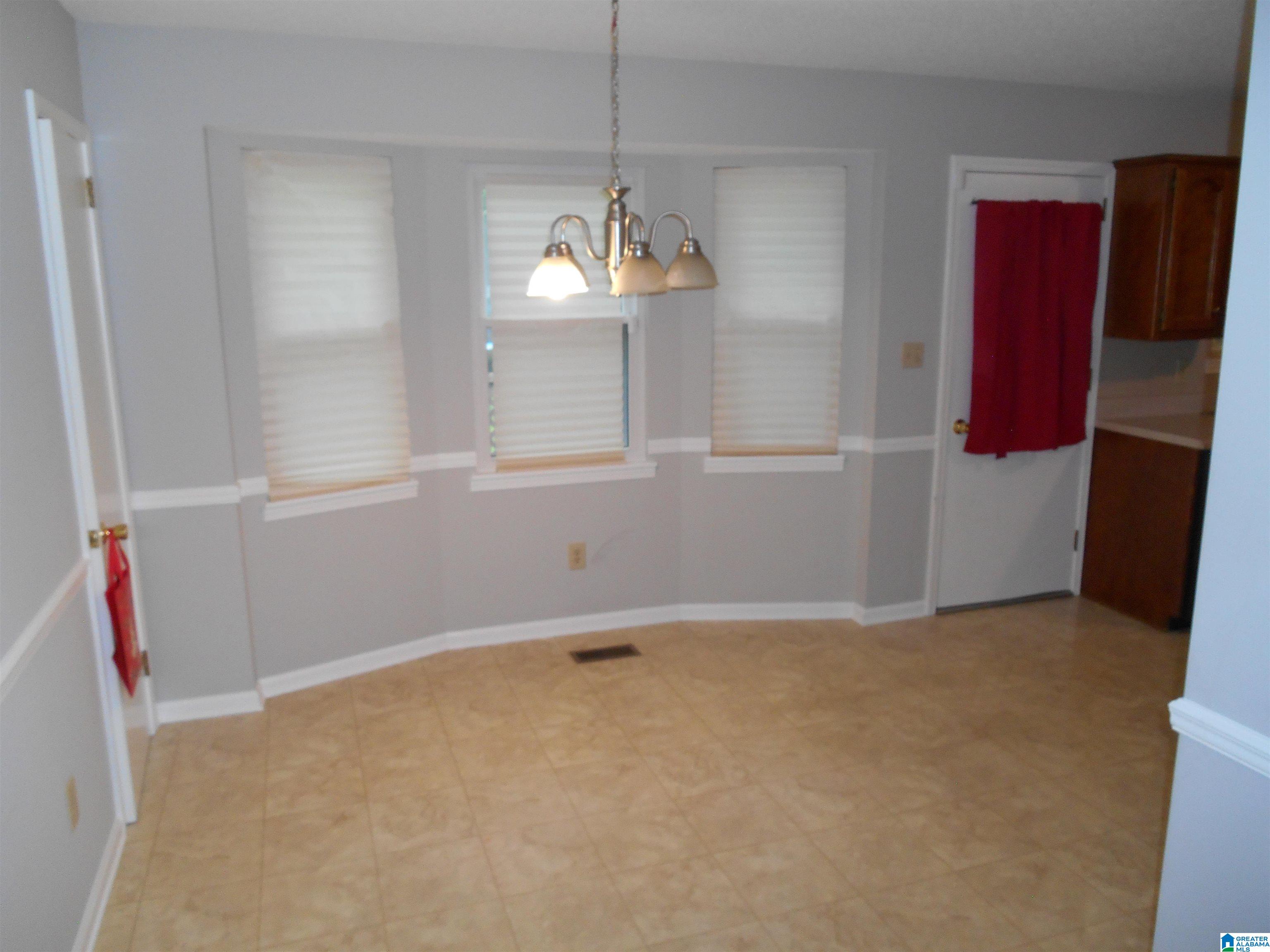 5277 BRIARWOOD CIRCLE