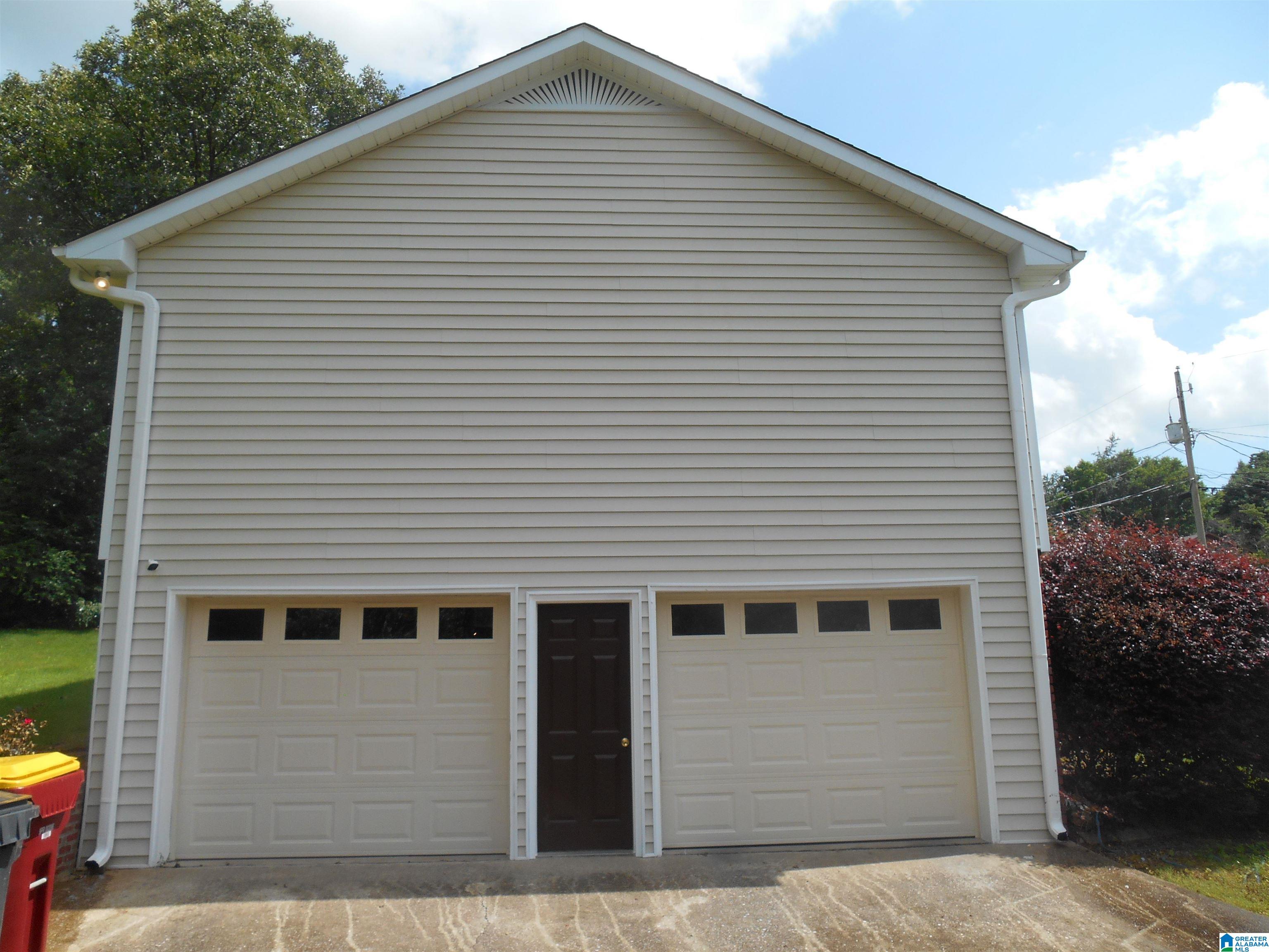 5277 BRIARWOOD CIRCLE