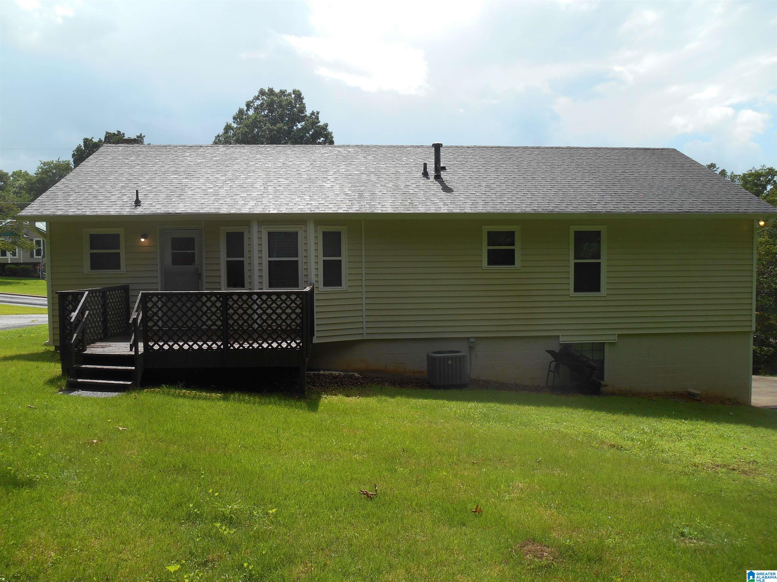 5277 BRIARWOOD CIRCLE