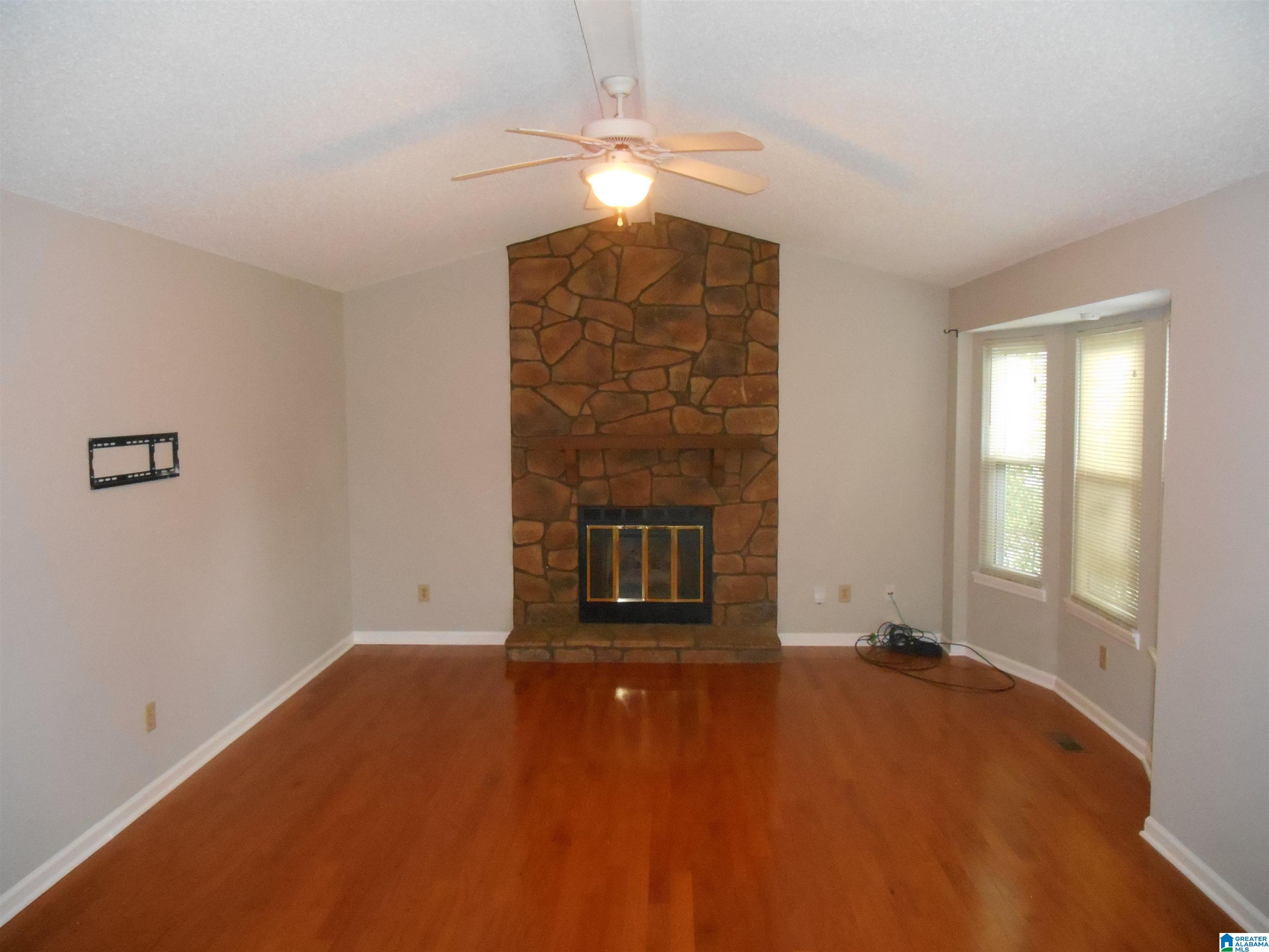 5277 BRIARWOOD CIRCLE