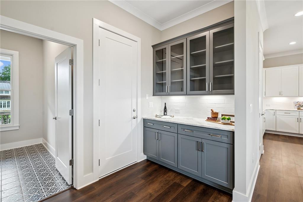 41 Knollwood Court