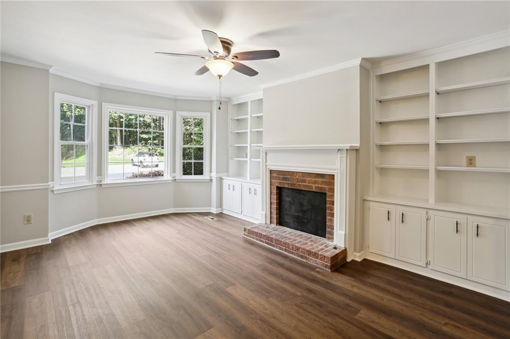 3116 Corner Oak Drive