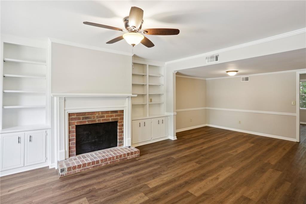 3116 Corner Oak Drive