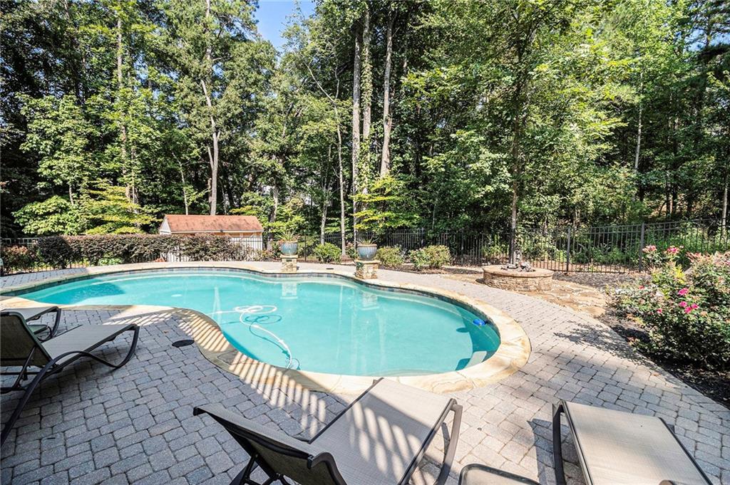 3814 Ballard Drive