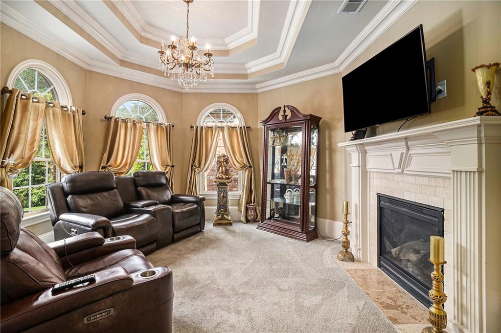 3814 Ballard Drive