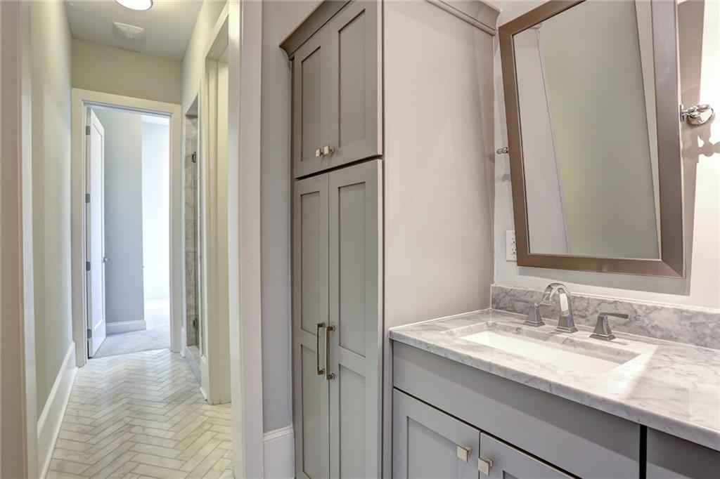 12600 Marstrow Drive Unit E