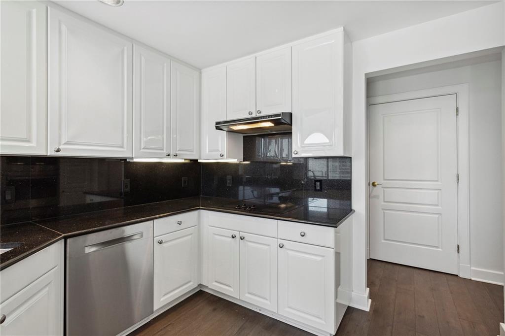700 Park Regency Place NE Unit 1804
