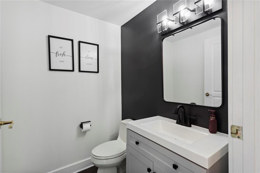 700 Park Regency Place NE Unit 1804