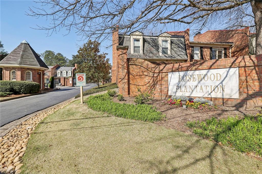7 King James Place NE