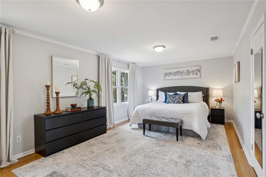 70 Old Ivy Road NE Unit 23
