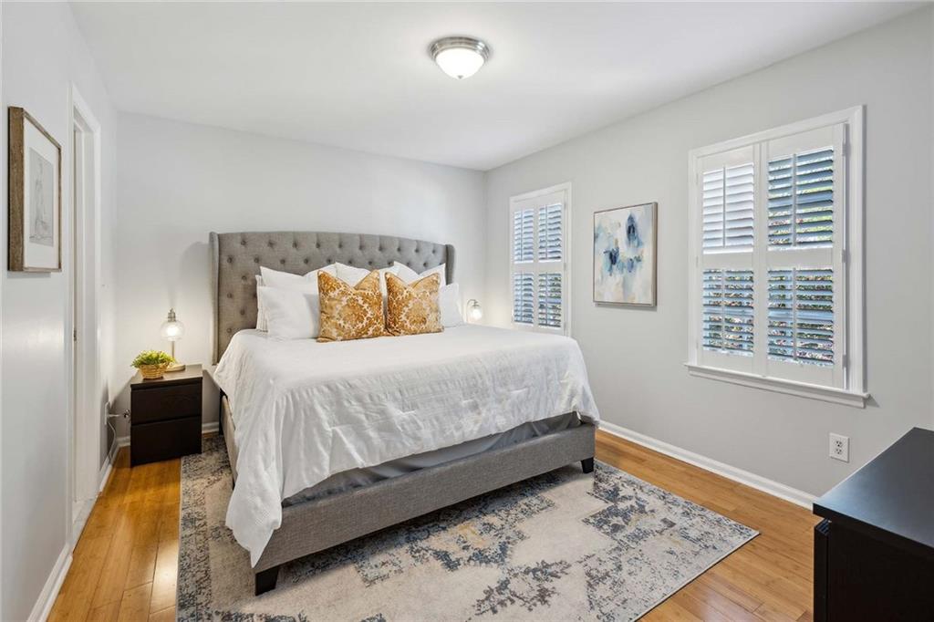 70 Old Ivy Road NE Unit 23