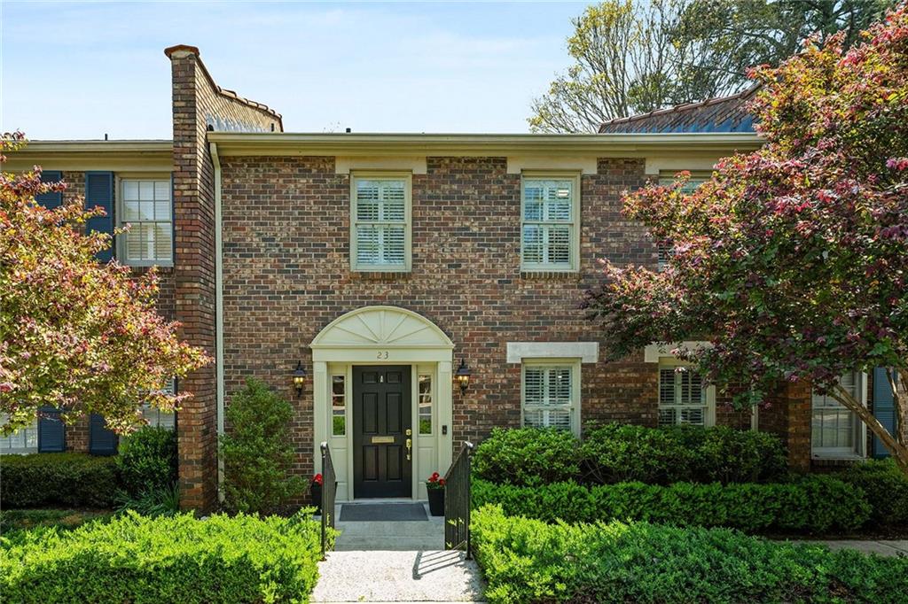 70 Old Ivy Road NE Unit 23