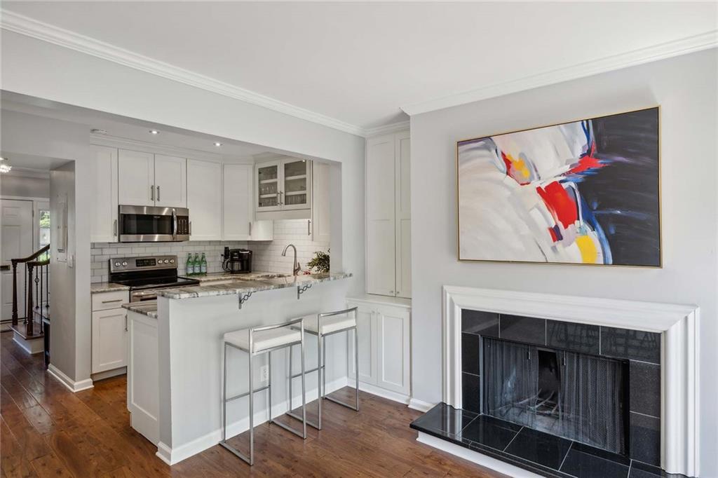 70 Old Ivy Road NE Unit 23