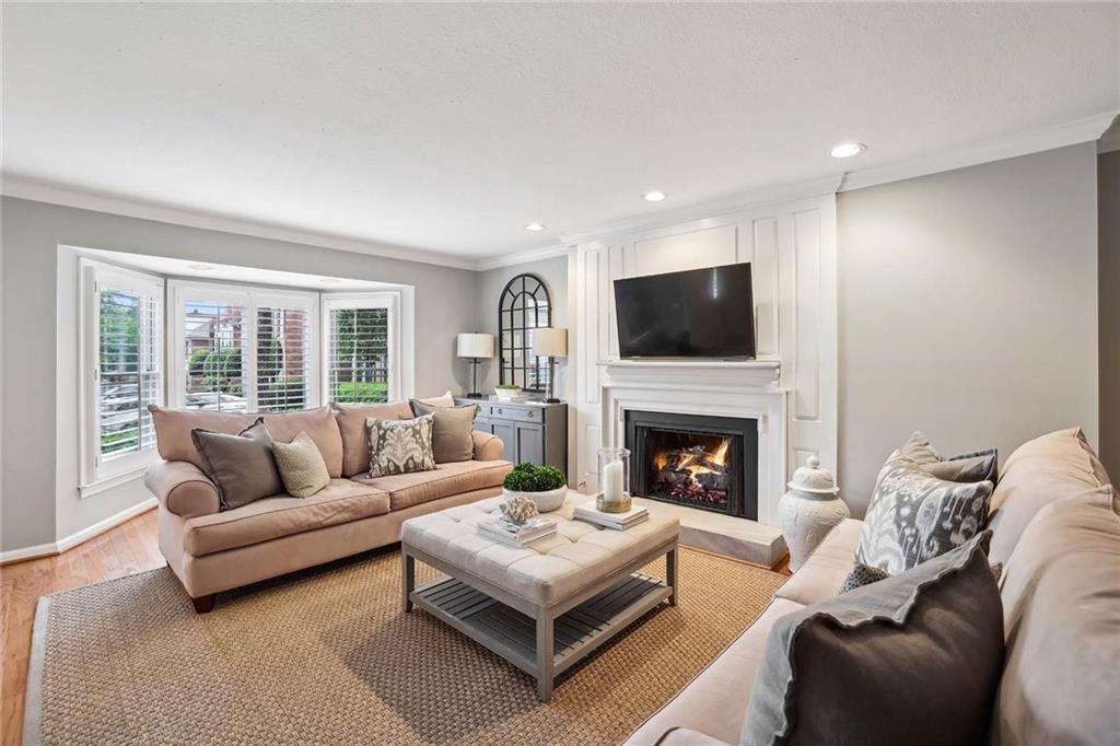 9 Stratford Hall Place NE