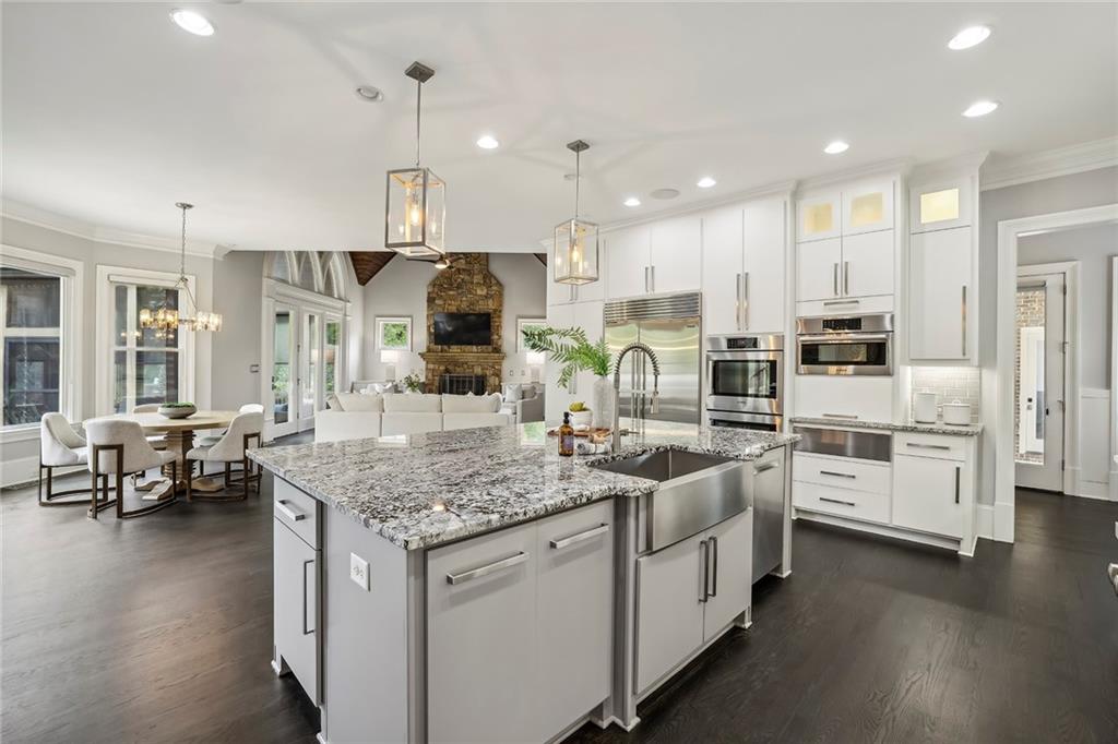 13020 Upper Meadow Lane