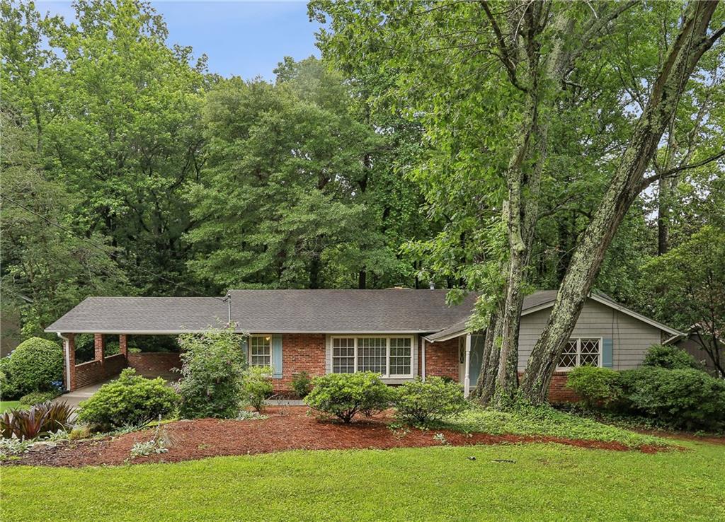 1215 Vista Leaf Drive