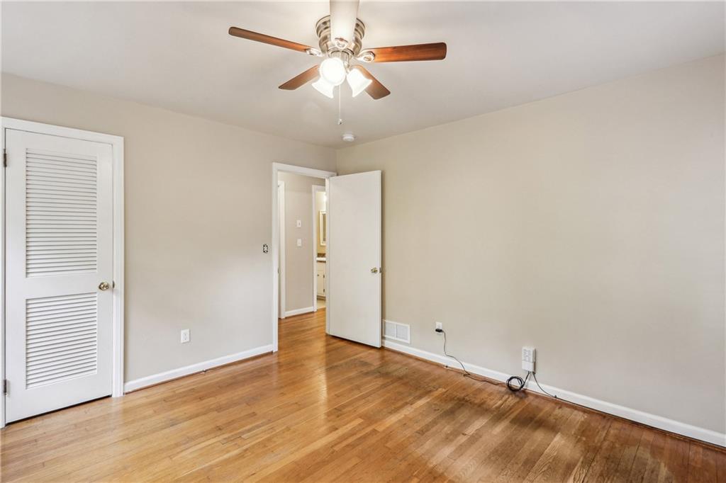 1215 Vista Leaf Drive