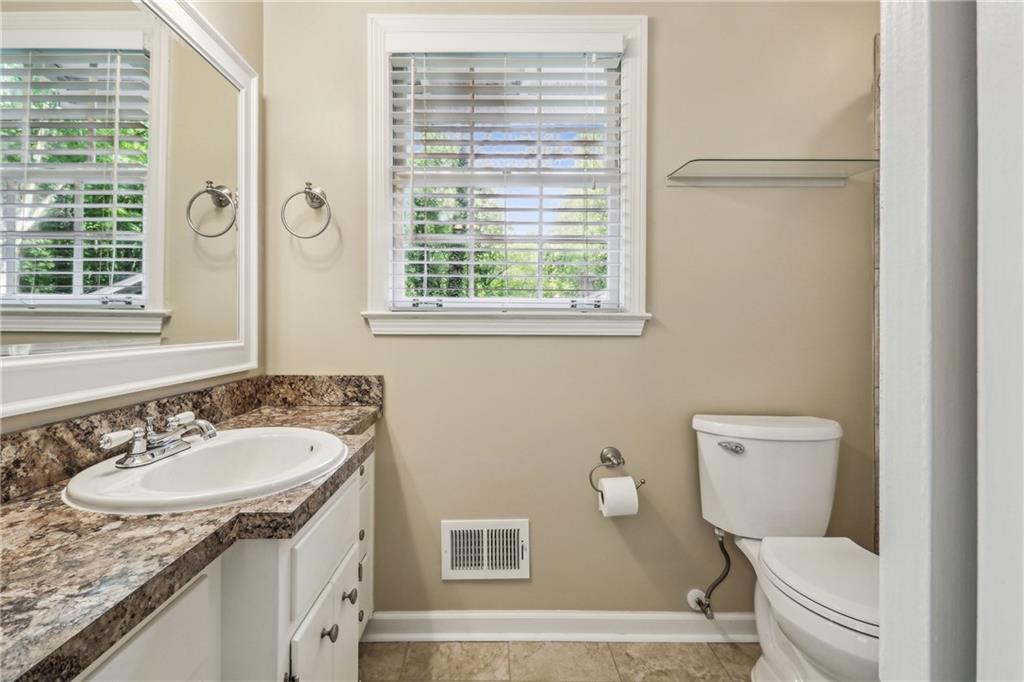 1215 Vista Leaf Drive