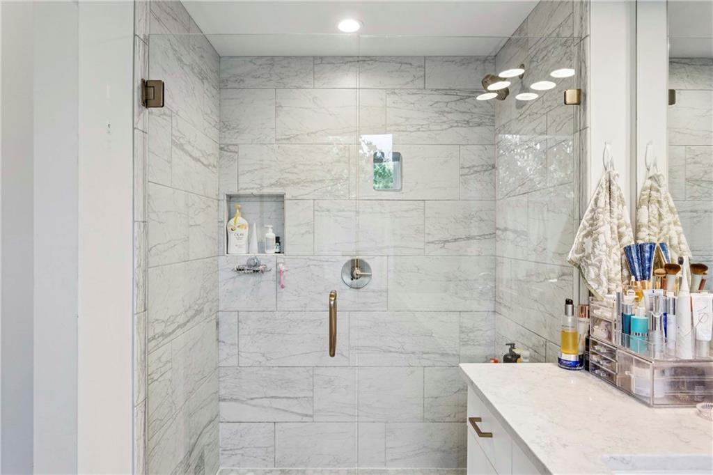 120 Peachtree Memorial Drive NW Unit 120-3