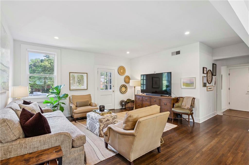 120 Peachtree Memorial Drive NW Unit 120-3