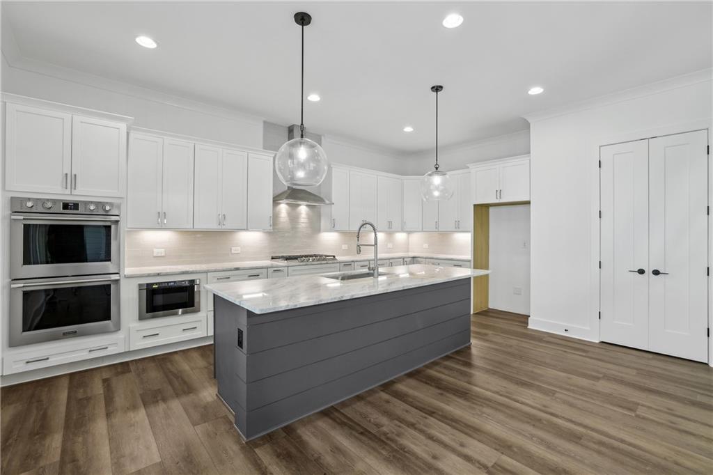 56 Knollwood Court