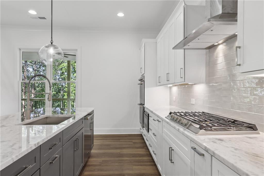 56 Knollwood Court