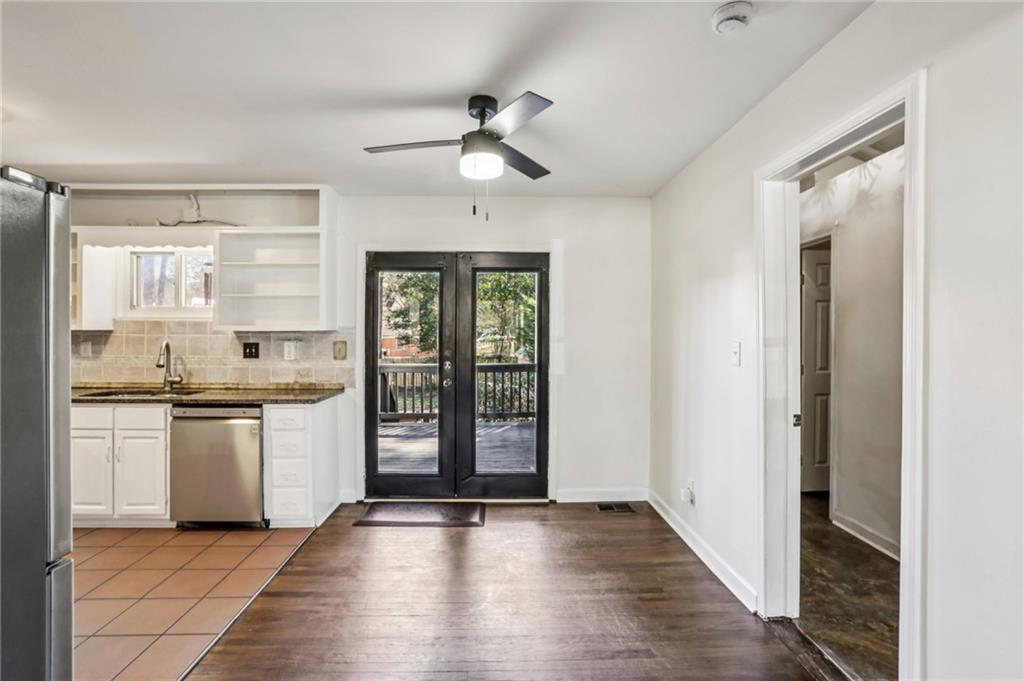 1609 Tanager Circle