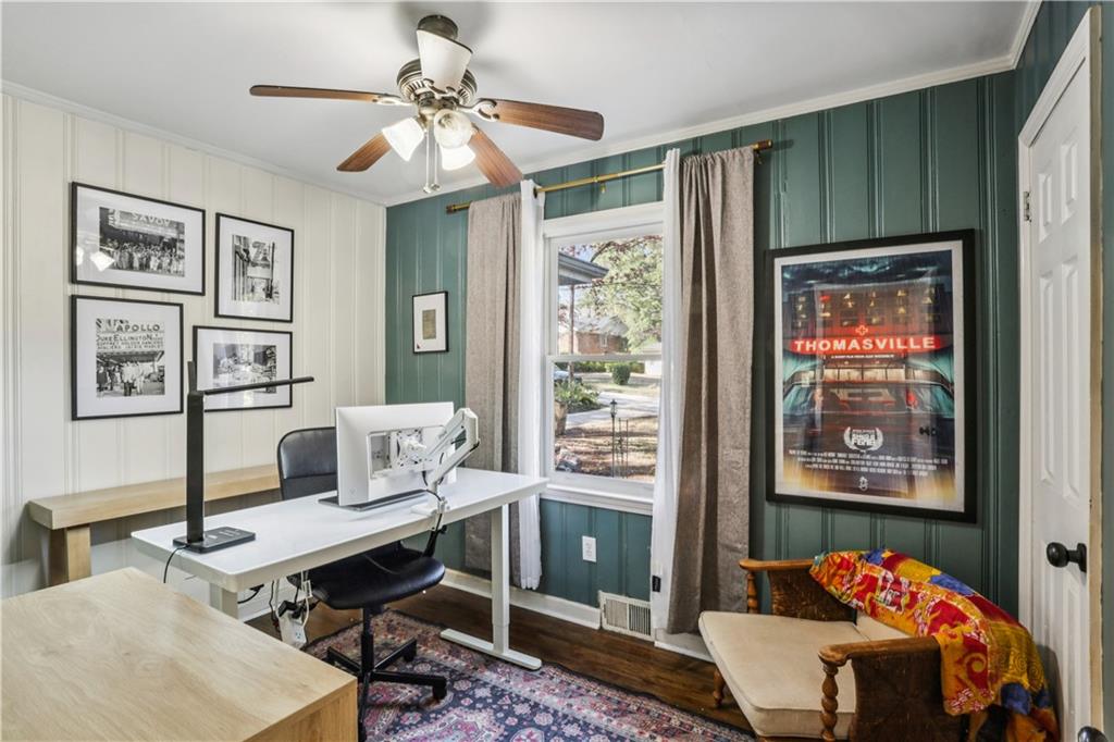 1609 Tanager Circle