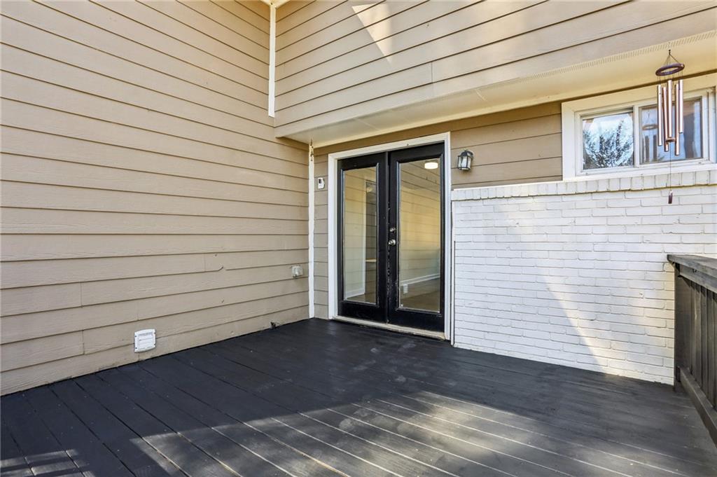 1609 Tanager Circle