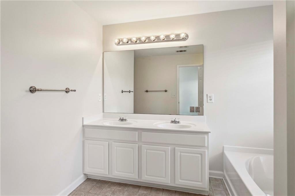 3537 Chattahoochee Summit Lane SE Unit 24