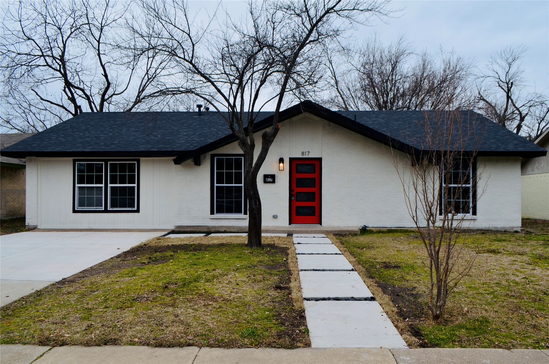 817 Sleepy Hollow Drive