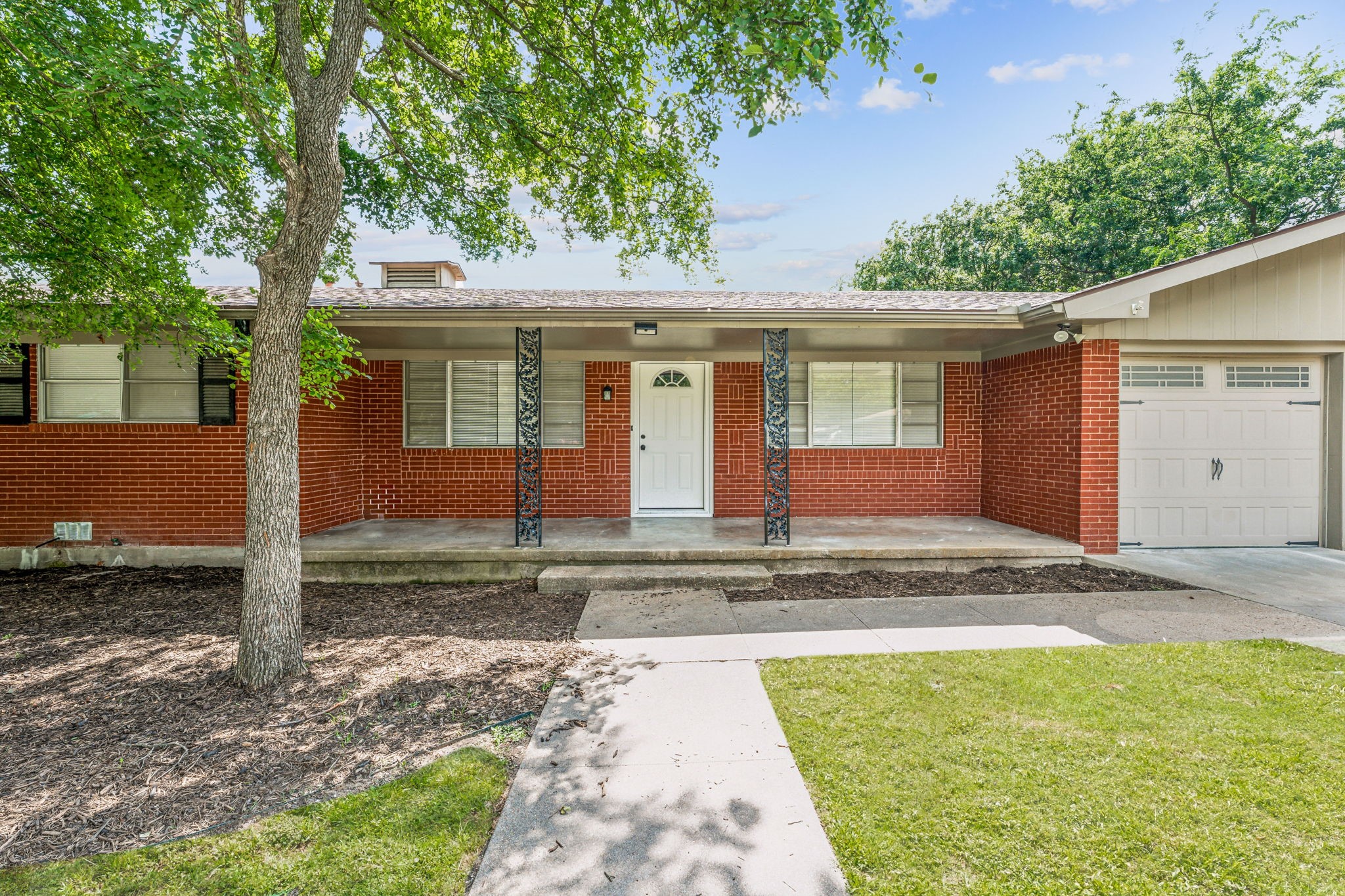 1230 N Wildwood Drive