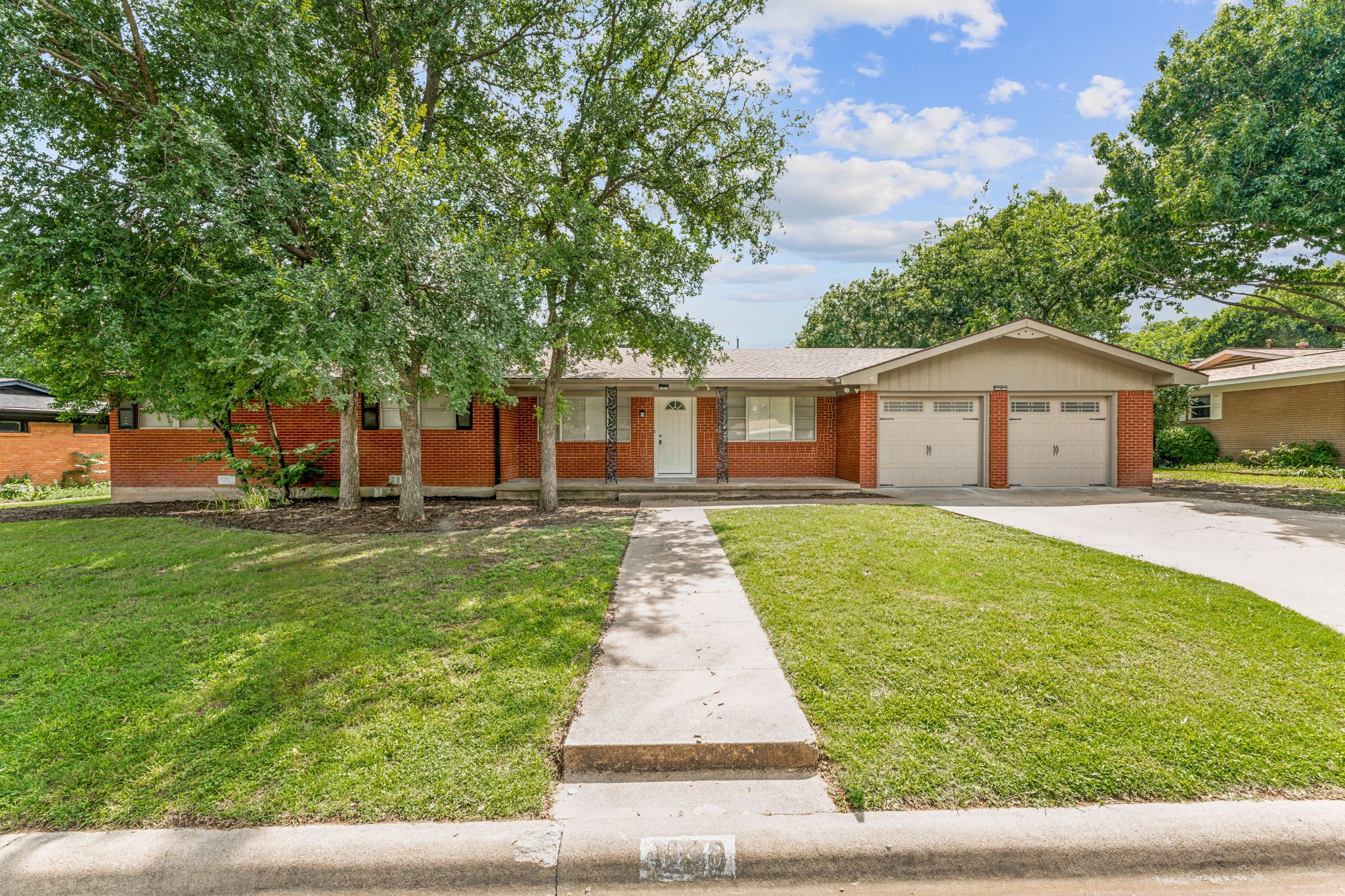 1230 N Wildwood Drive