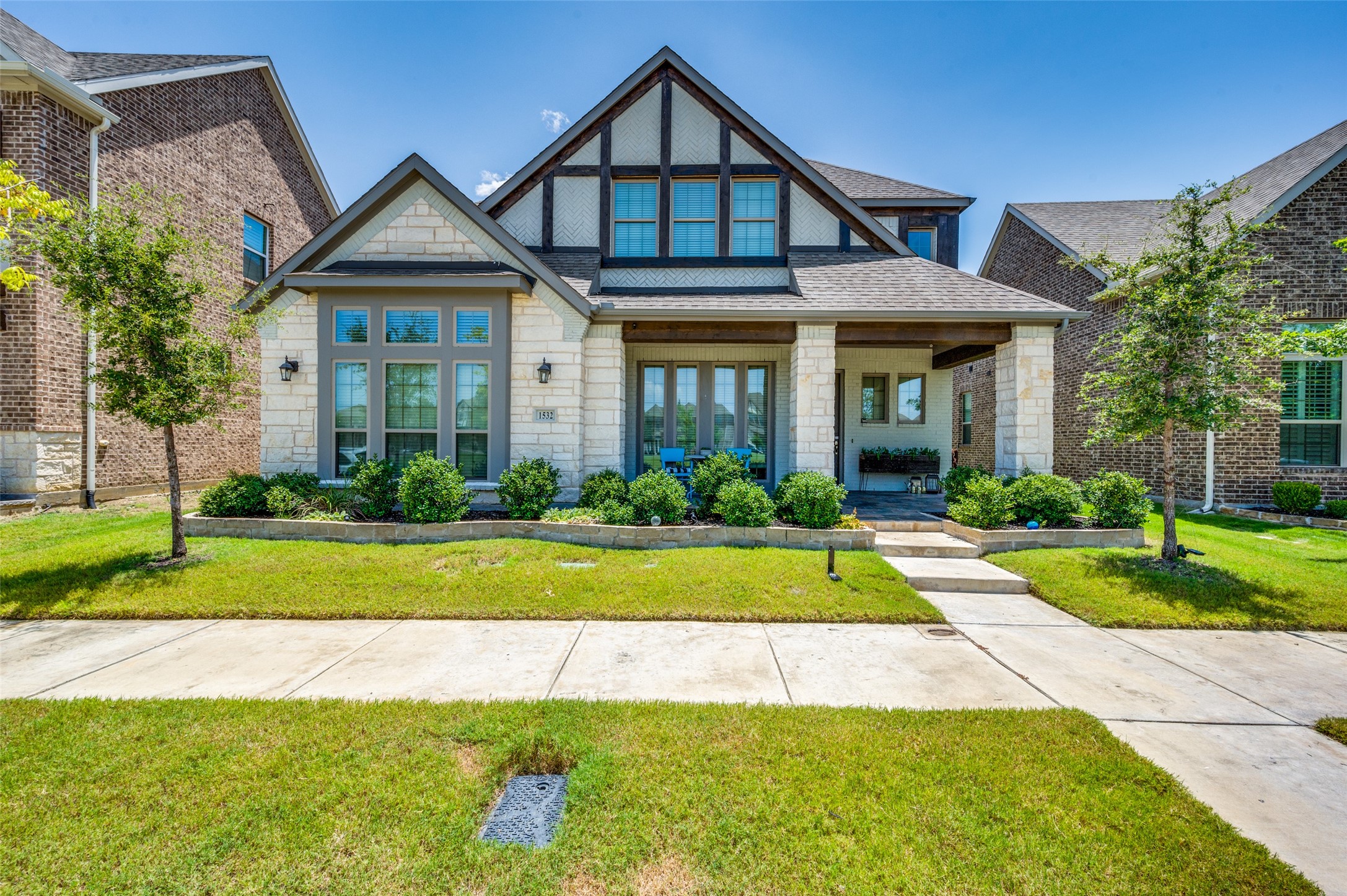 1532 Verwood Circle