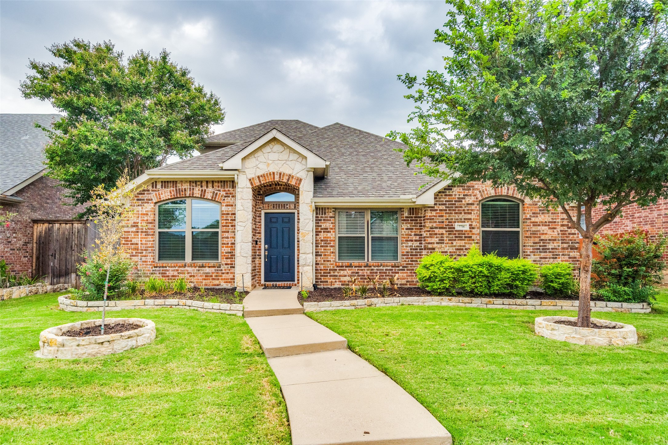 7716 Mapleridge Drive