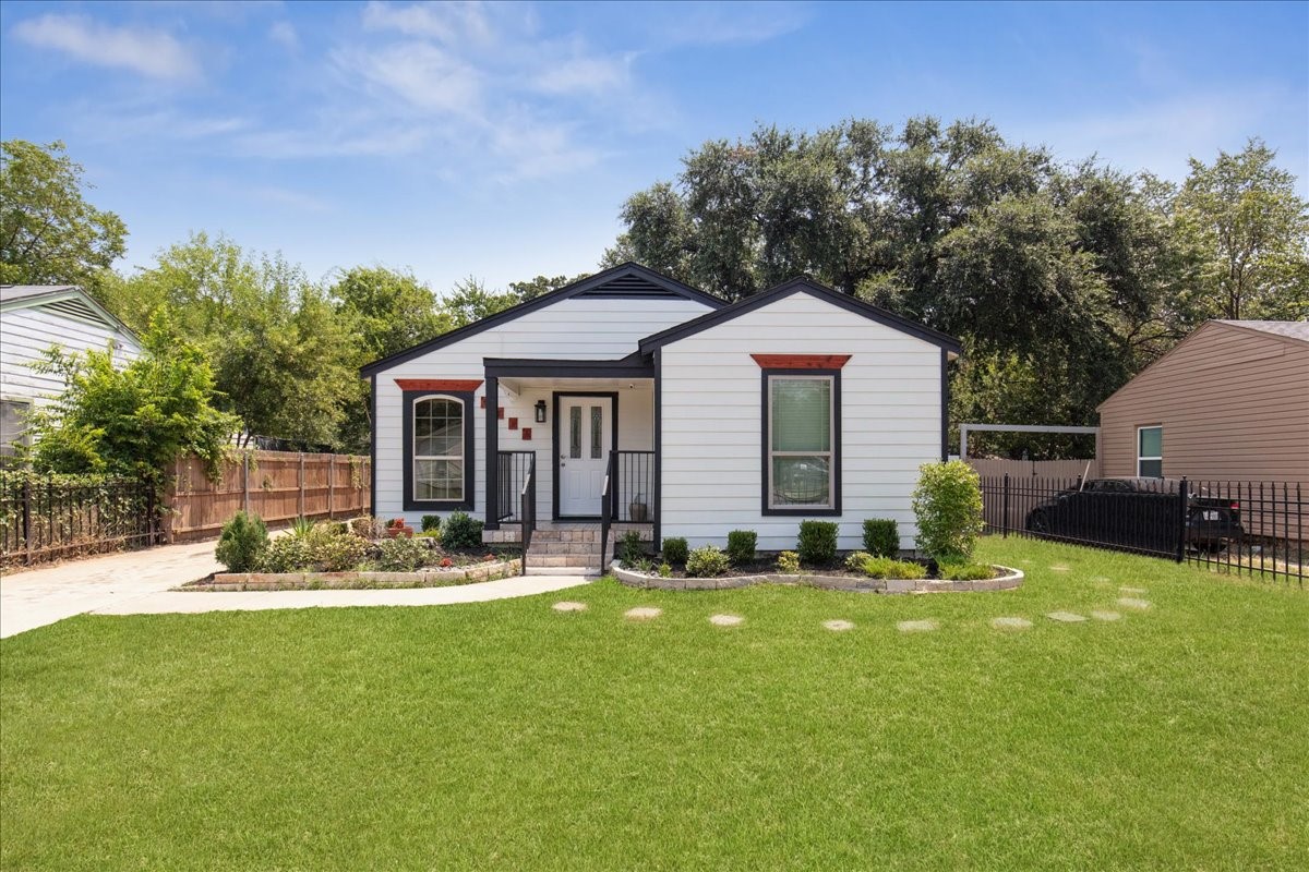1454 Holcomb Road