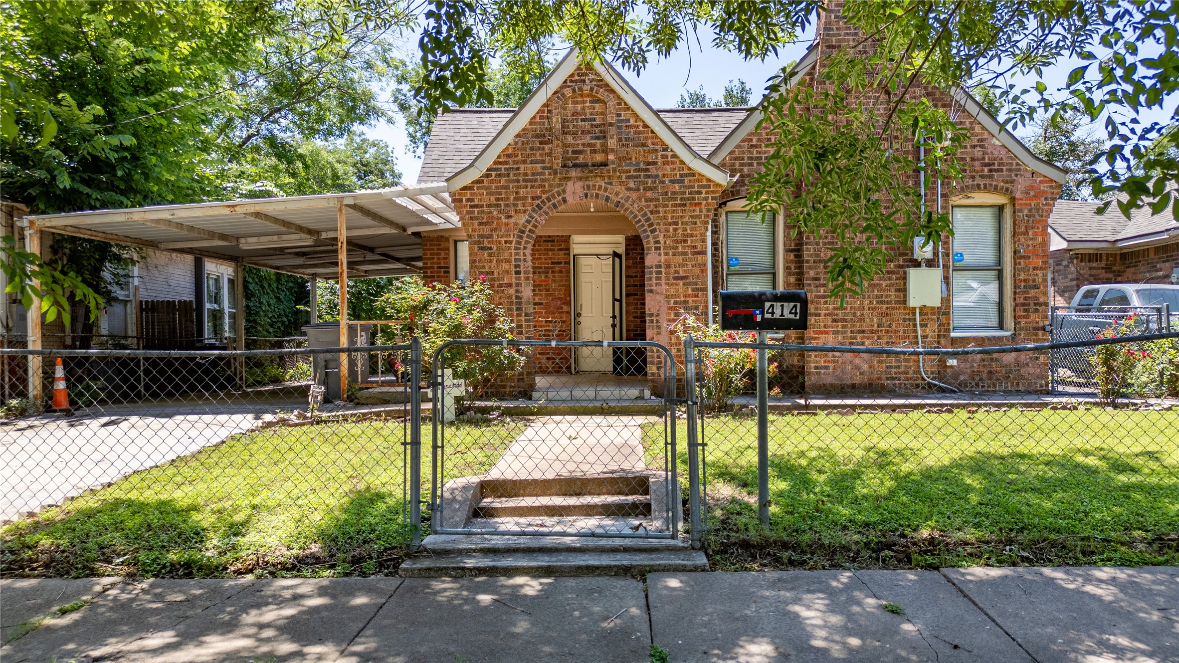 414 W Page Avenue
