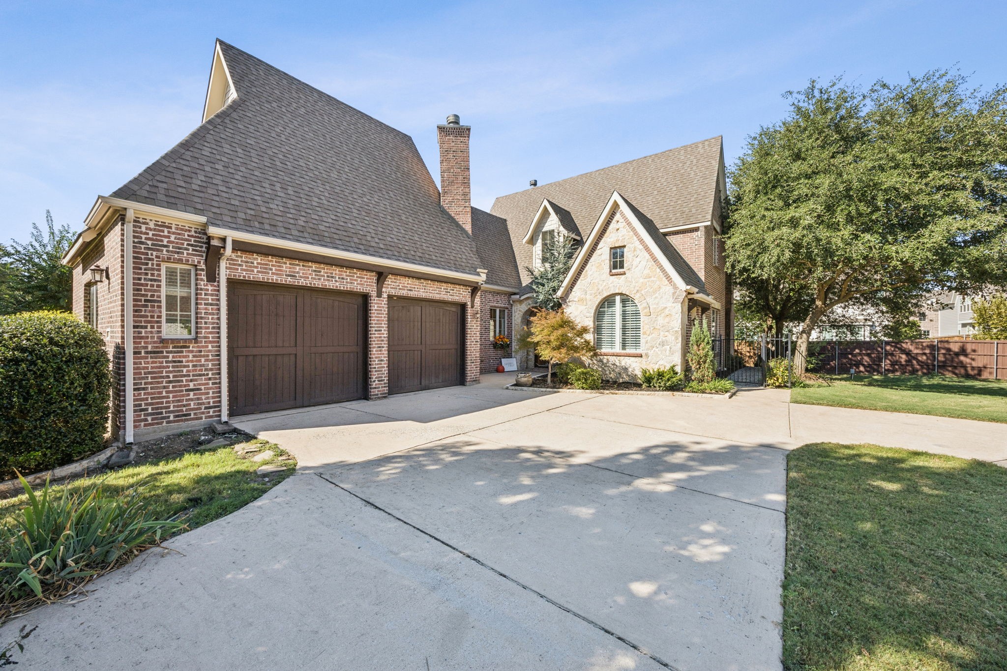 800 Chapel Hill Lane