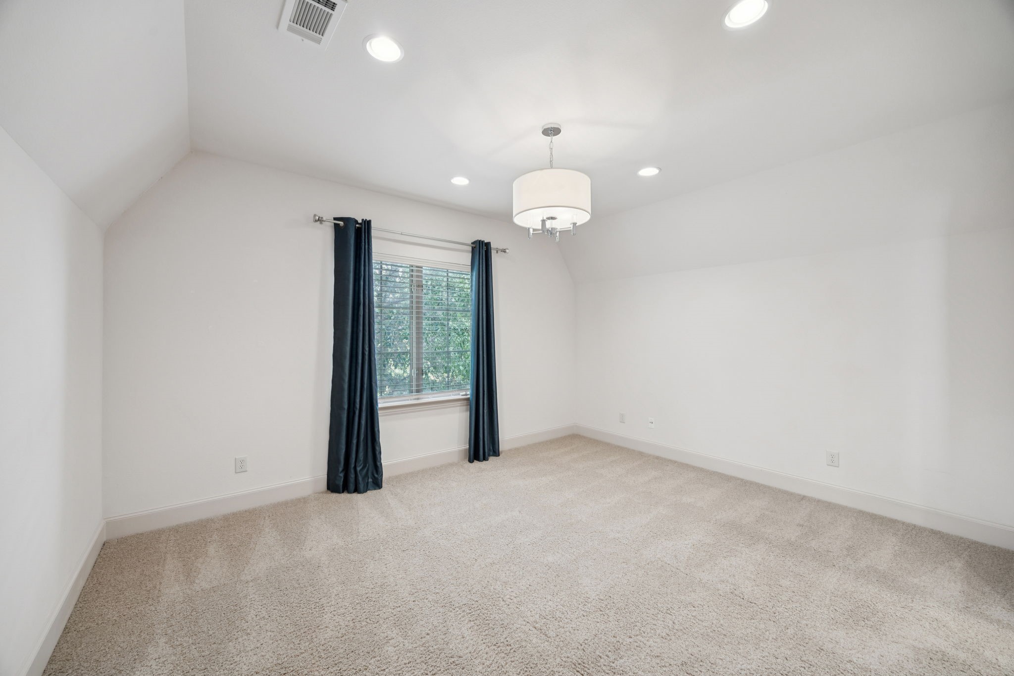 800 Chapel Hill Lane